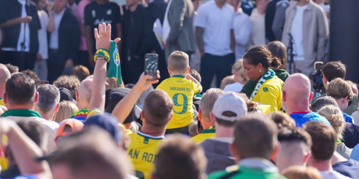 Seizoenafsluiting met Fanzone en spelersafscheid