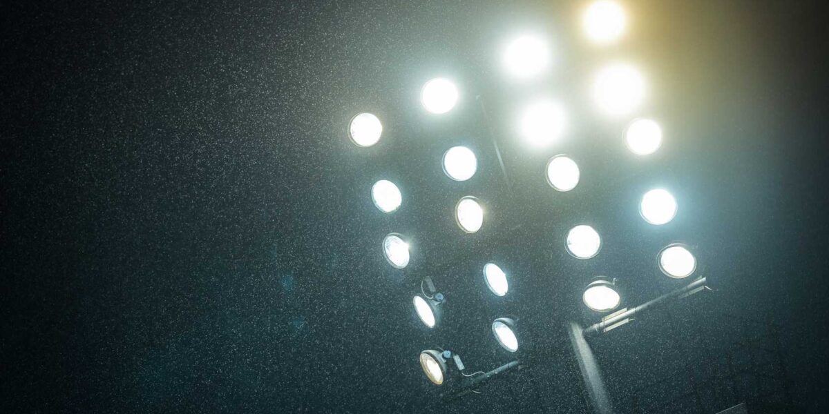 Fortuna staat stil bij overleden supporters in 2025