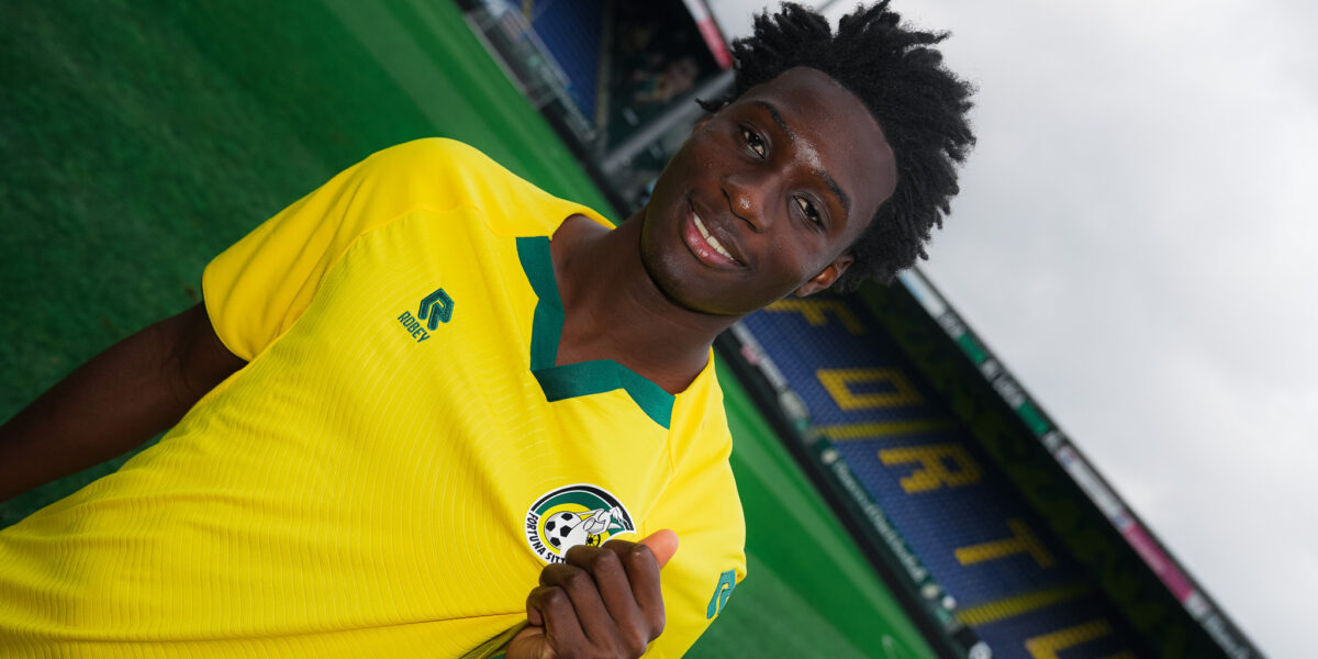 Gbemou tekent eerste profcontract bij Fortuna