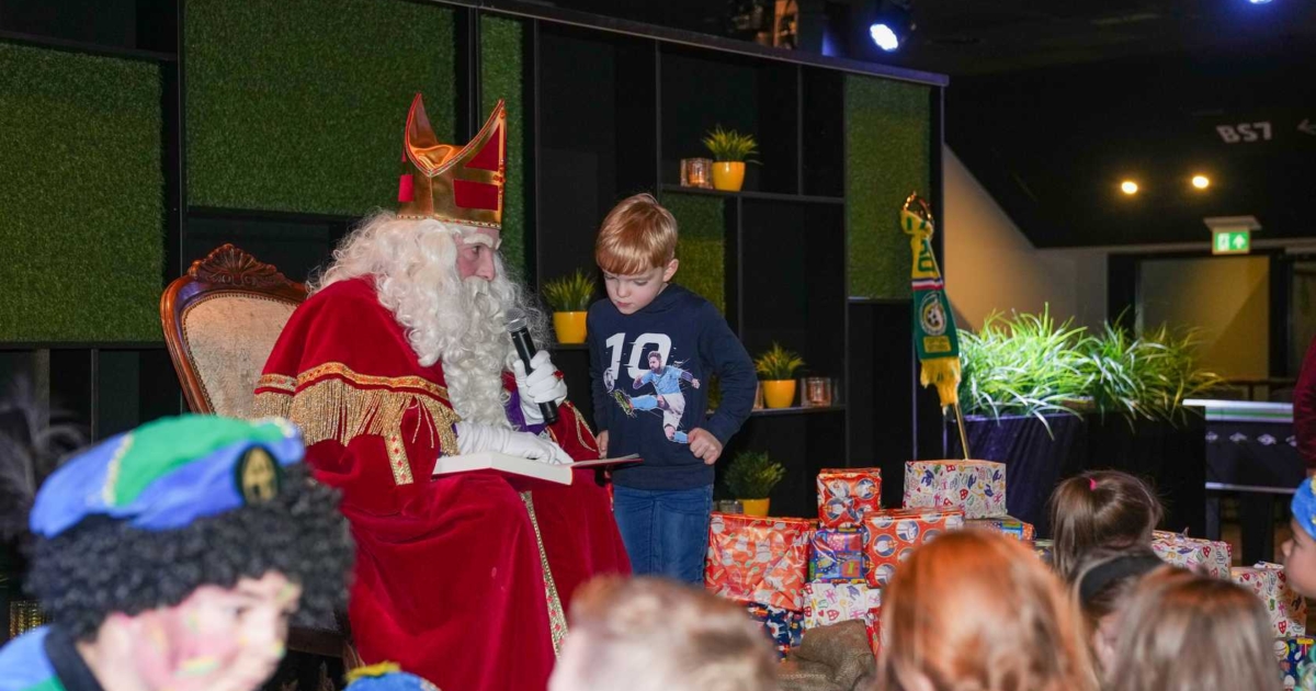 Sinterklaas komt naar het Fortuna Sittard Stadion
