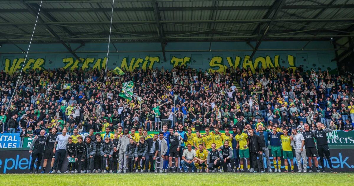 Nicht abgeholte Stühle am Montag im Verkauf | Fortunasittard.nl