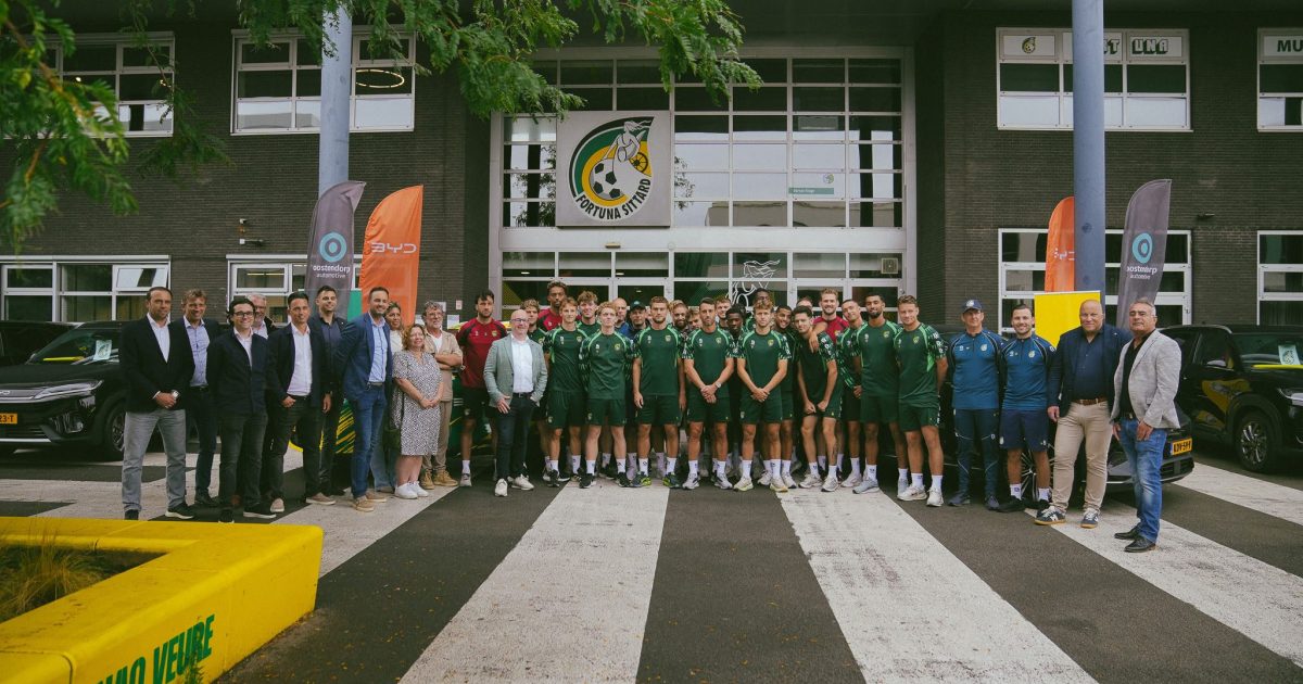 New fleet for players and staff | Fortunasittard.nl